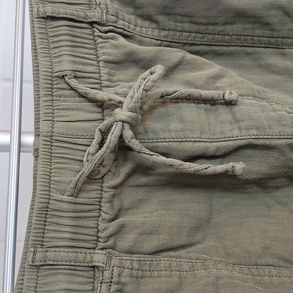 Old Navy Shorts, Medium - Picture 3 of 7